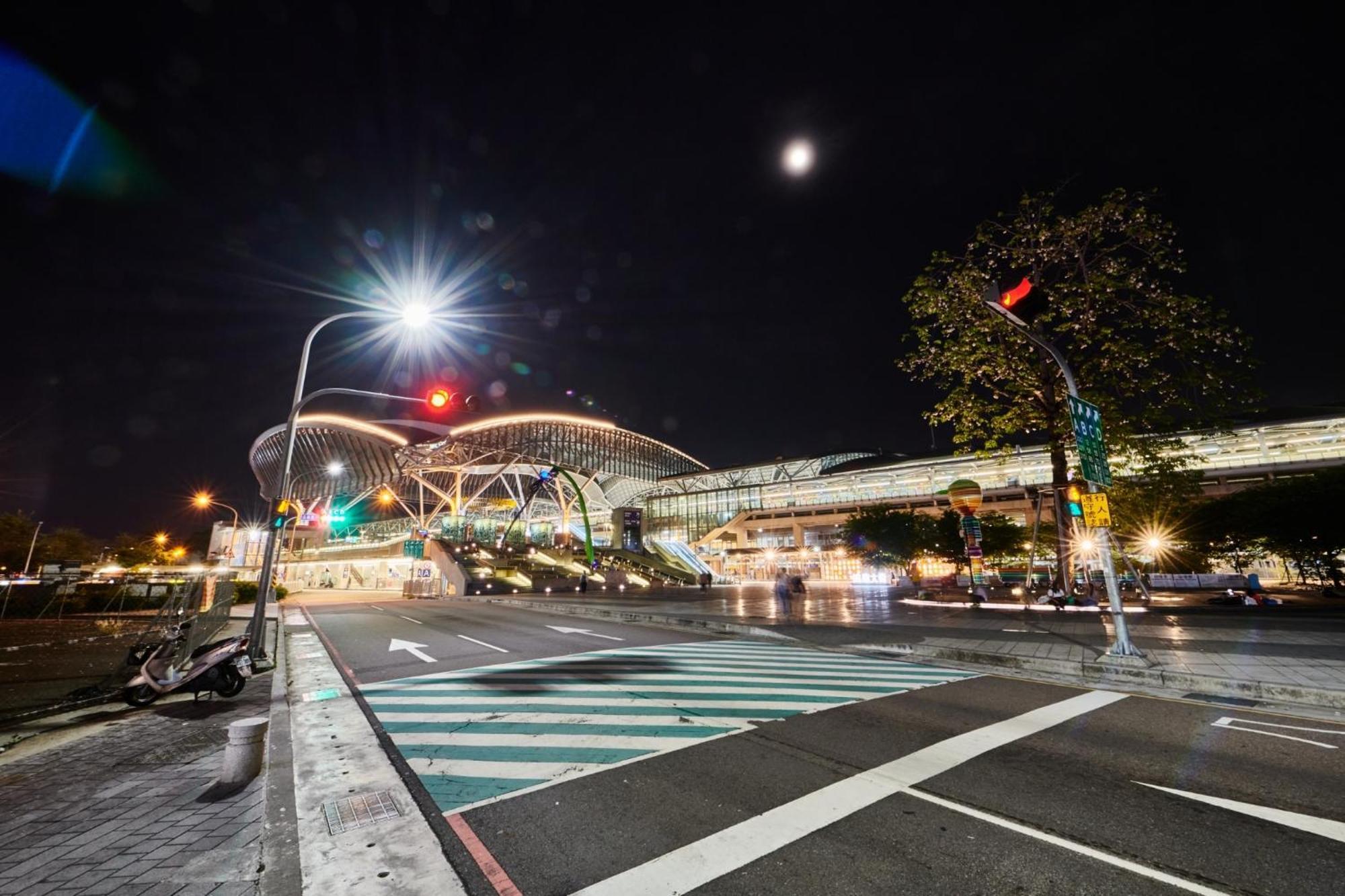 Hotel Leisure 台中輕行旅 Exterior foto